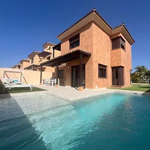 https://villa-saona.adeje-hotels.com